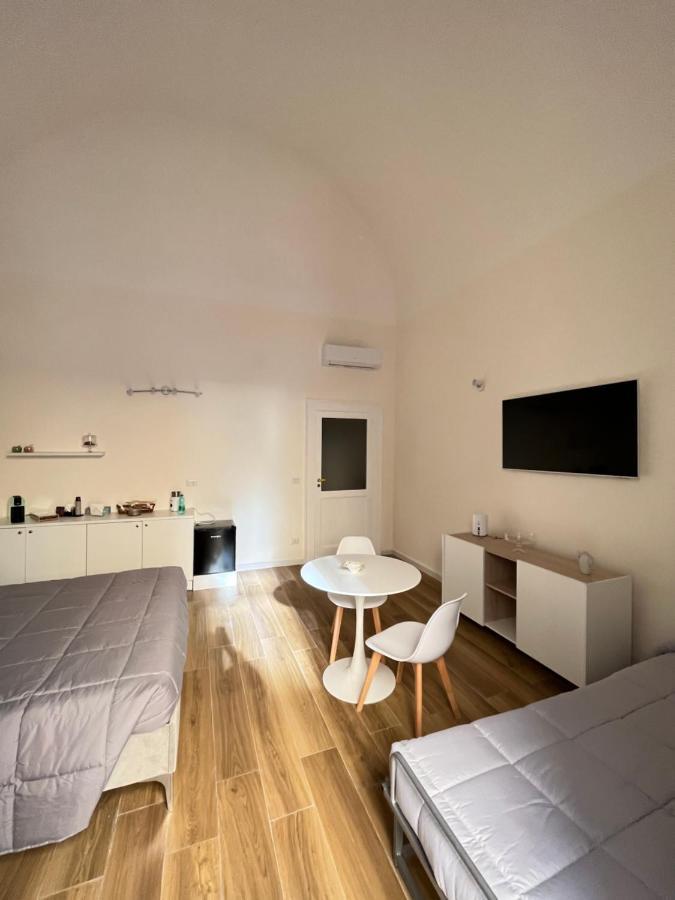 Suite Murat Bari Exterior photo