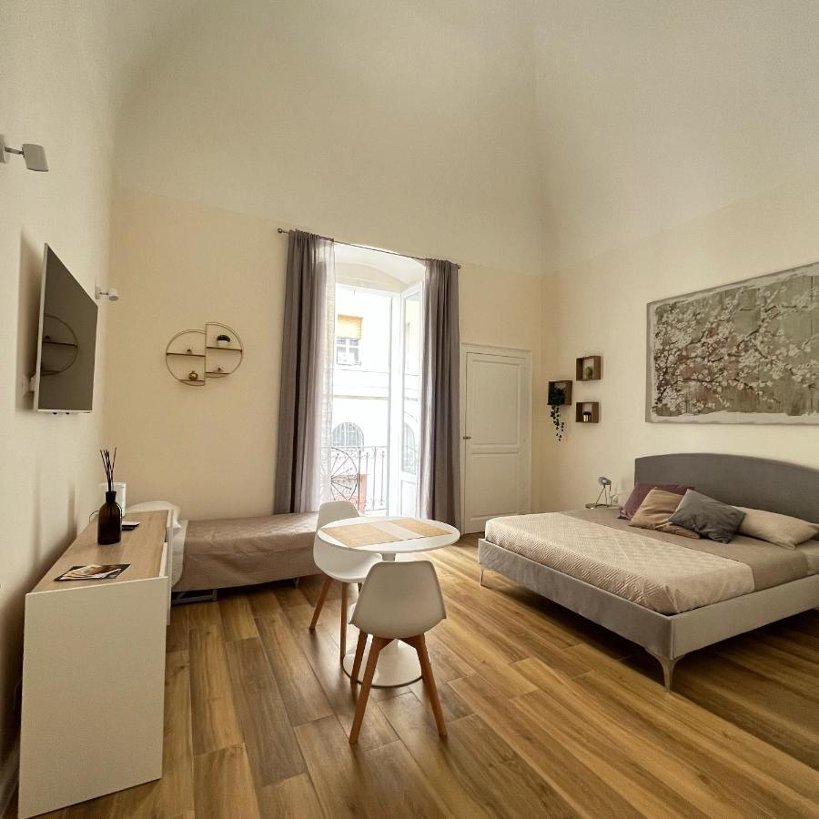 Suite Murat Bari Exterior photo